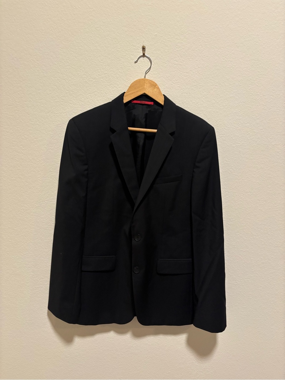 HUGO Boss Men's Black Two-Button Tailored Blazer